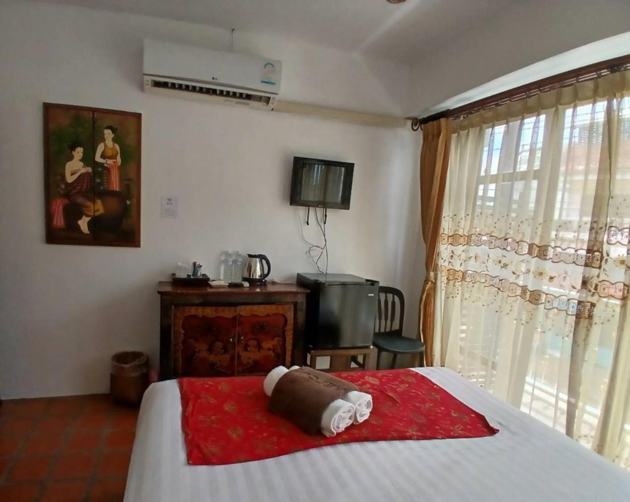 The Travellers Arms Hotel Chiang Mai Bagian luar foto