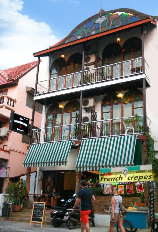 The Travellers Arms Hotel Chiang Mai Bagian luar foto